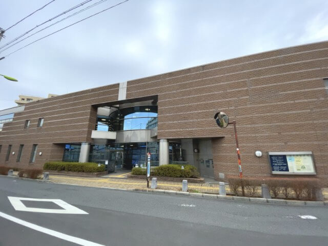 世田谷区立 砧図書館 東京図書館ガイドマップ